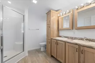 29 Lowell, Salem, NH 03079 - Photo 22