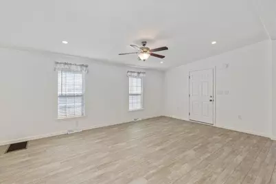 29 Lowell #24, Salem, NH 03079 - Photo 6
