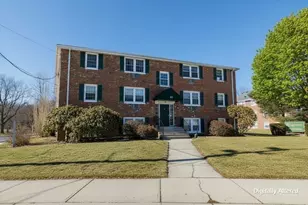 90 Ridgewood Ln, Gardner, MA 01440 - Photo 1