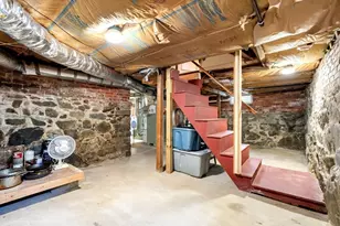 61 Marlboro St, Newburyport, MA 01950 - Photo 34