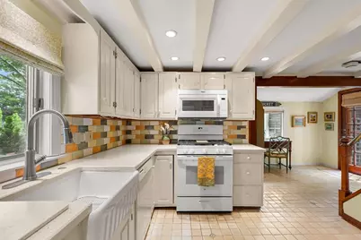 61 Marlboro Street, Newburyport, MA 01950 - Photo 14
