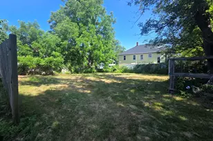411 High St, Webster, MA 01570 - Photo 2