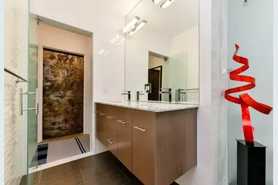 35 Channel Center St #206, Boston, MA 02210 - Photo 8