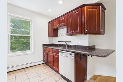 32 Sciarappa St #2, Cambridge, MA 02141 - Photo 2