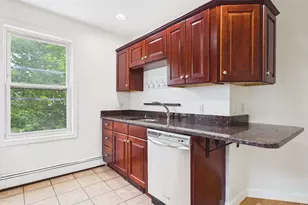 32 Sciarappa St, Cambridge, MA 02141 - Photo 2