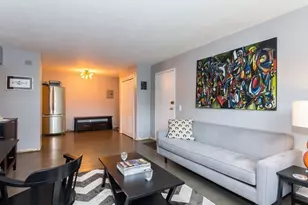 8 Riverside, Watertown, MA 02472 - Photo 2