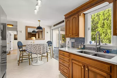 24 Roosevelt, Marblehead, MA 01945 - Photo 8