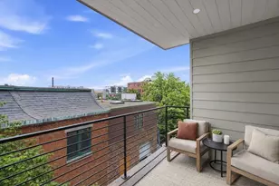 118 B St, Boston, MA 02127 - Photo 2