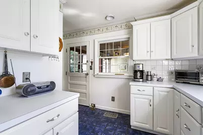 139 Burbank Road, Longmeadow, MA 01106 - Photo 6