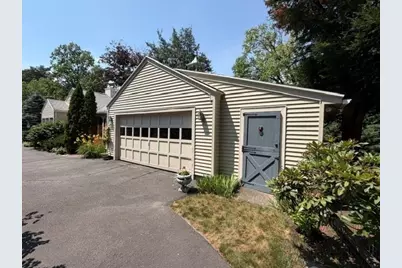 139 Burbank Road, Longmeadow, MA 01106 - Photo 4