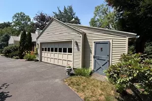 139 Burbank Rd, Longmeadow, MA 01106 - Photo 4