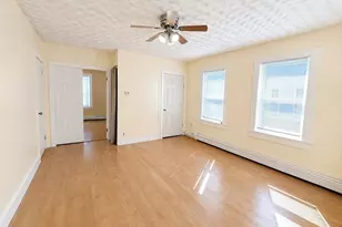 33 S Whipple St, Lowell, MA 01852 - Photo 6