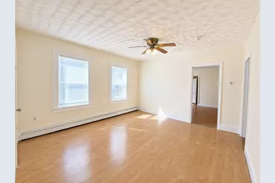 33 S Whipple St, Lowell, MA 01852 - Photo 4