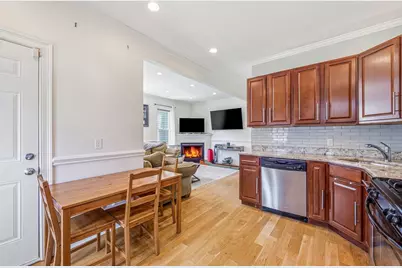 693 East 7th Street #1, Boston, MA 02127 - Photo 2