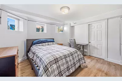693 East 7th Street #1, Boston, MA 02127 - Photo 8