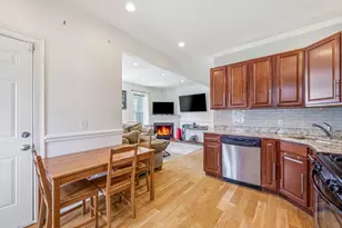 693 E 7th St, Boston, MA 02127 - Photo 2