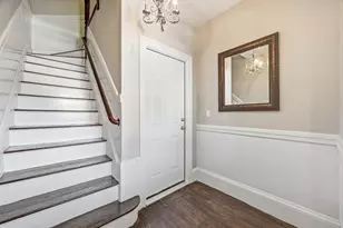 693 E 7th St, Boston, MA 02127 - Photo 4