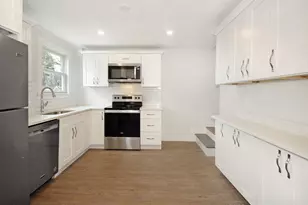 238 Commonwealth Ave, Concord, MA 01742 - Photo 2