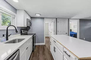 8 Violet St, Lakeville, MA 02743 - Photo 14