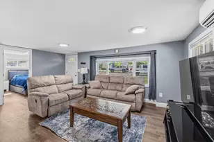 8 Violet St, Lakeville, MA 02743 - Photo 22
