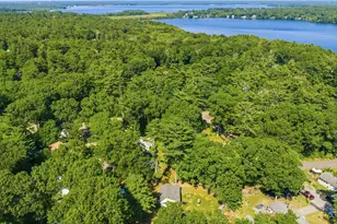8 Violet St, Lakeville, MA 02743 - Photo 10