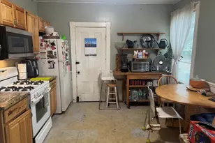 13 Howard St, Salem, MA 01970 - Photo 6