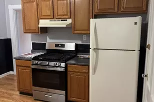 13 Howard St, Salem, MA 01970 - Photo 8