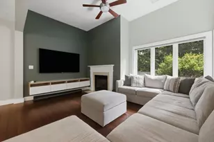 30 St Martin St, Fitchburg, MA 01420 - Photo 8