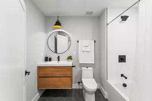 106 Moore St, Boston, MA 02128 - Photo 8