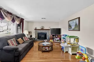 246 Tolpa Cir, Chicopee, MA 01020 - Photo 4