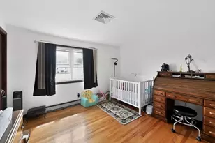 246 Tolpa Cir, Chicopee, MA 01020 - Photo 8