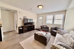 13 Dalby St, Newton, MA 02458 - Photo 2