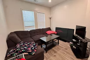 336 Lowell St, Somerville, MA 02145 - Photo 4