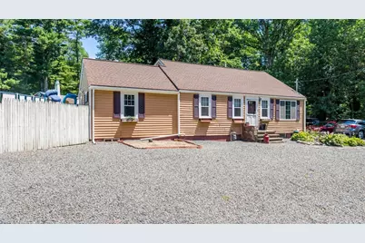 85 Alfred Lord Blvd, Taunton, MA 02780 - Photo 2