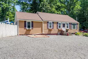 85 Alfred Lord Blvd, Taunton, MA 02780 - Photo 2