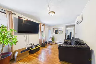 85 Alfred Lord Blvd, Taunton, MA 02780 - Photo 4