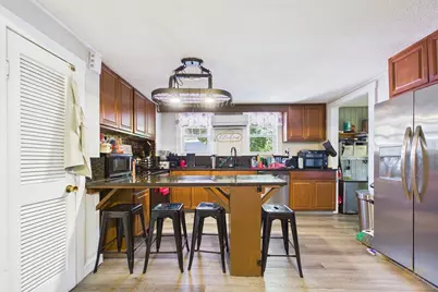 85 Alfred Lord Blvd, Taunton, MA 02780 - Photo 10