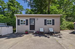 85 Alfred Lord Blvd, Taunton, MA 02780 - Photo 32