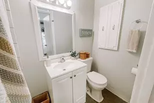378 E 8th St, Boston, MA 02127 - Photo 8