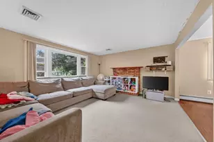 1578 Varnum, Lowell, MA 01854 - Photo 12