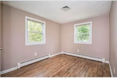 1578 Varnum, Lowell, MA 01854 - Photo 16