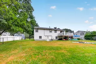 1578 Varnum, Lowell, MA 01854 - Photo 4