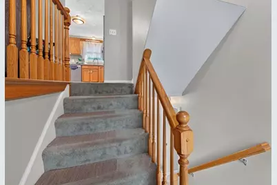 1578 Varnum, Lowell, MA 01854 - Photo 8