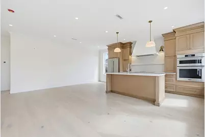 257Rb Market Street #B, Boston, MA 02135 - Photo 2