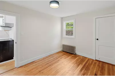 25 Johnson St, Worcester, MA 01604 - Photo 16