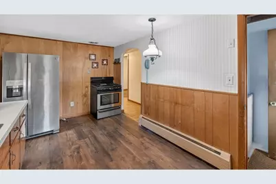 23 Thompson, East Longmeadow, MA 01028 - Photo 8