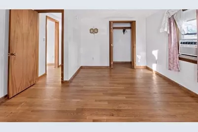 23 Thompson, East Longmeadow, MA 01028 - Photo 14