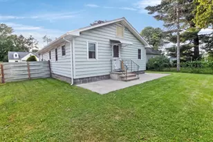 23 Thompson, East Longmeadow, MA 01028 - Photo 6