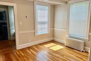 9 Arlington St, Reading, MA 01867 - Photo 8