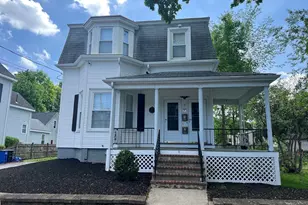 9 Arlington St, Reading, MA 01867 - Photo 2
